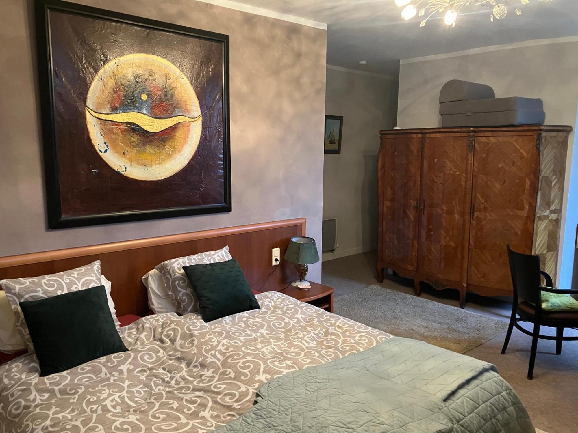 Moon River Chambre D'Hote Saint-Junien Buitenkant foto